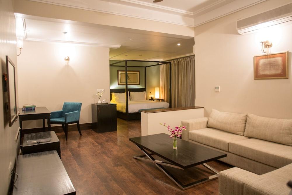 Sol De Goa Hotel Candolim Exterior photo